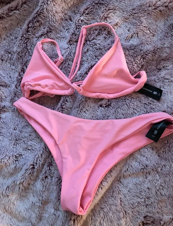 Blackbough Pink  Bikini Set 👙 - Image 4