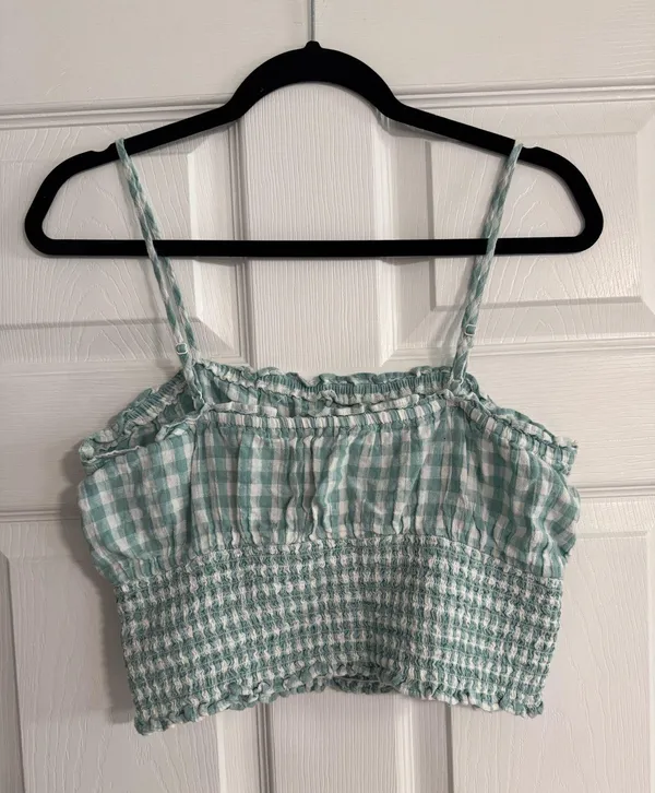 American Eagle Gingham Smocked Cami Crop Top - Image 3