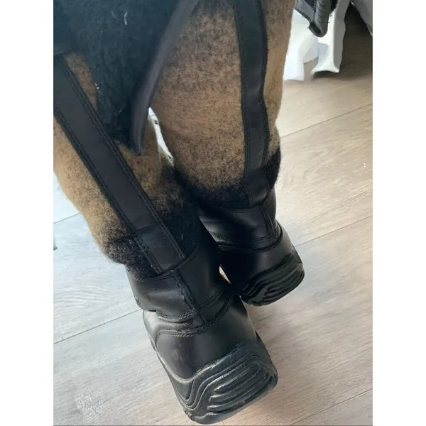 UGG Australia Adirondack Tall Black Brown Ombre size 7 - Image 15