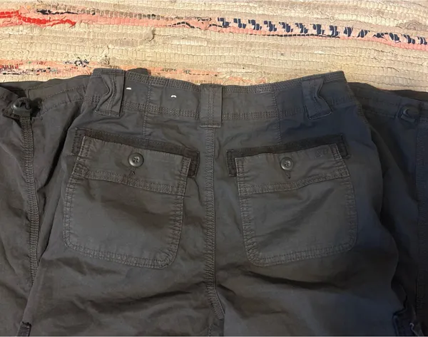 American Eagle Cargo Pants - Image 2