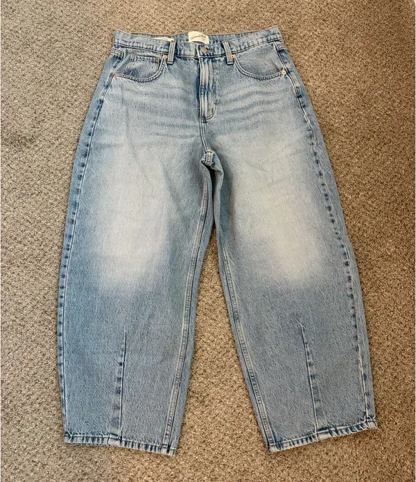 Universal Thread Barrel Jeans - Image 2