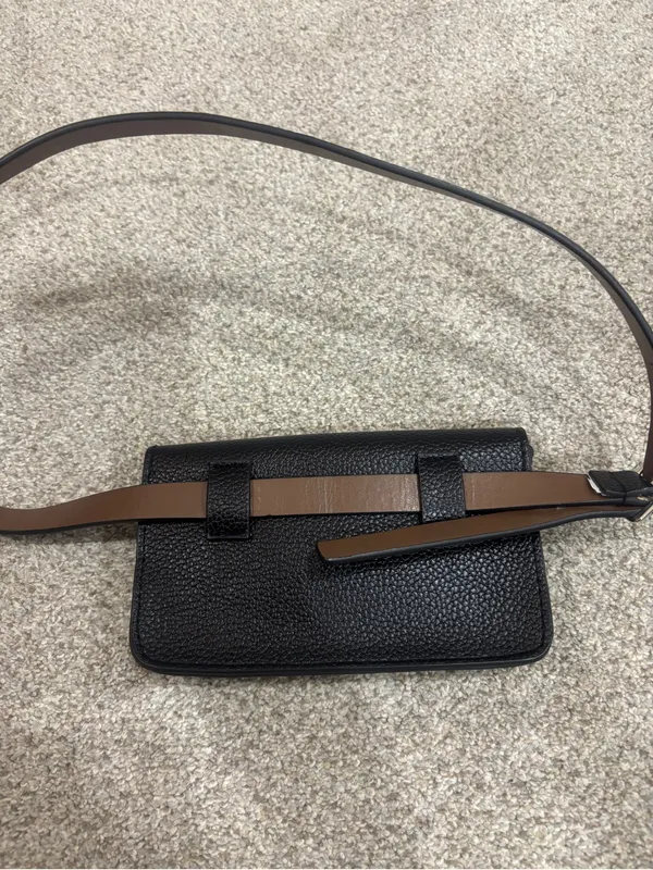 DKNY BELT BAG FANNY PACK Black Pebbled Leather 7x4 sz - Image 4