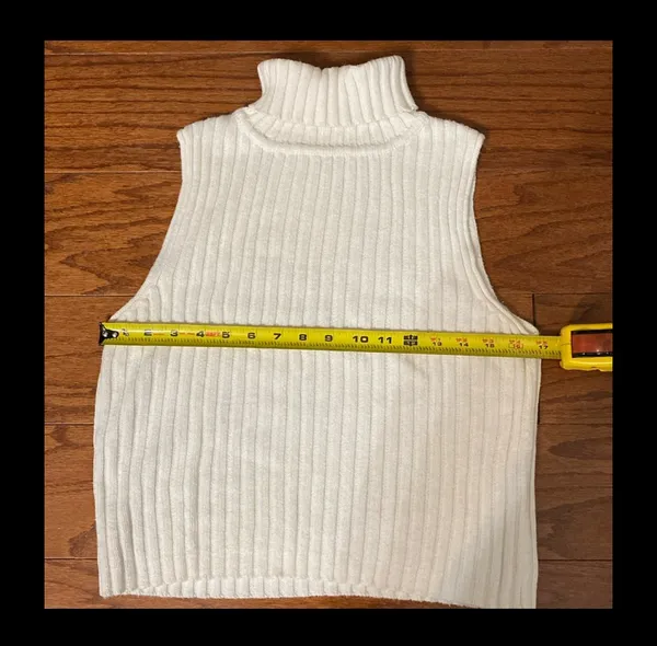 Airport Cropped cream sleeveless turtleneck sweater - size Small - Image 7