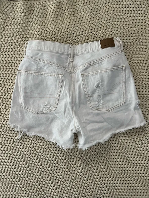 White Denim Shorts American Eagle - Image 2