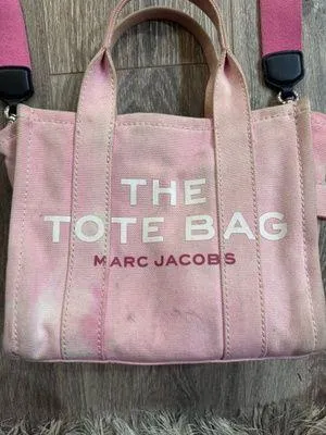 Marc Jacob’s The Tote Bag  - Image 2