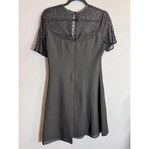 Laurence Kazar Womens vintage short sleeve beaded Formal‎ dress, Size Medium - Image 4
