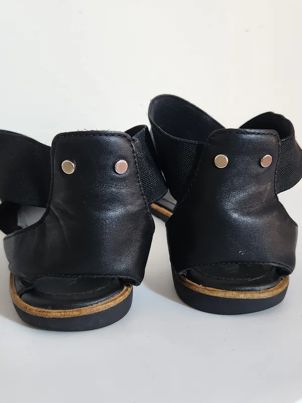 Sorel Ella Slip On Sandals Leather Elastic Straps Size 9 - Image 5