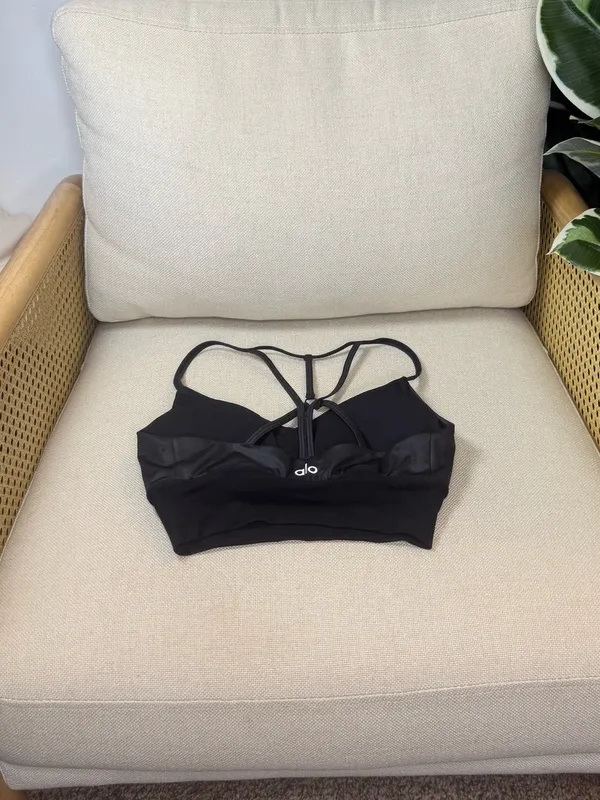 Alo Yoga Lavish Bra Size XS - Image 4