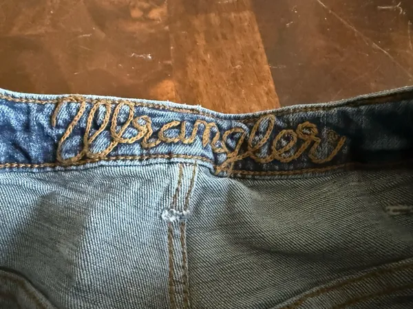 Wrangler Jeans Bell Bottom - Image 9