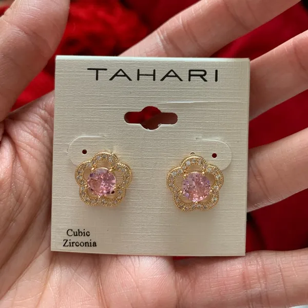 Tahari earrings - Image 2