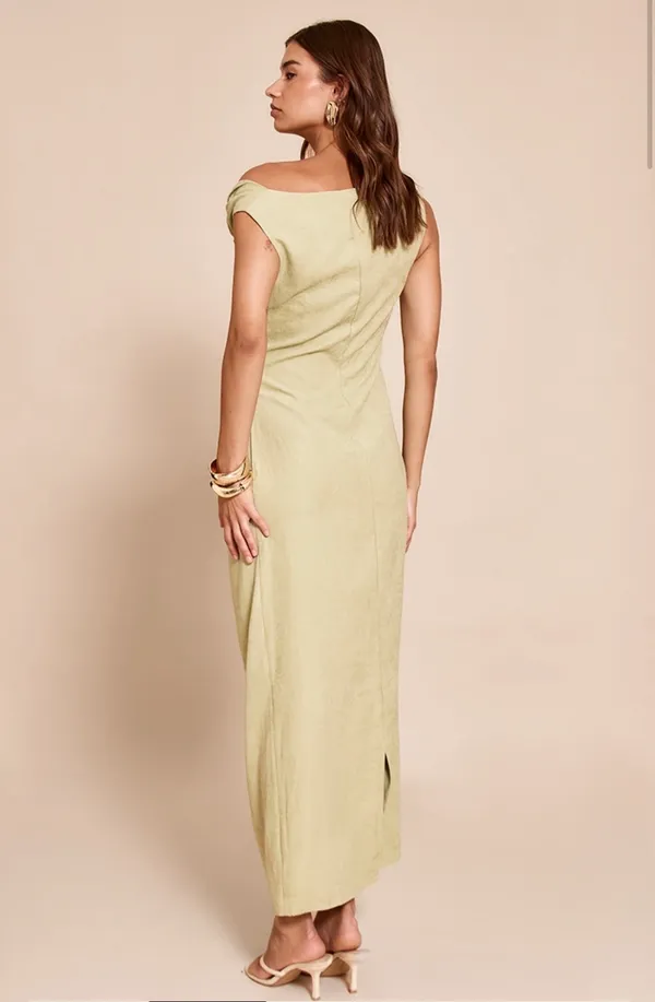 Pretty Little Thing GREEN TEXTURED OFF THE SHOULDER TRIM DETAIL MIDAXI DRESS - Image 2