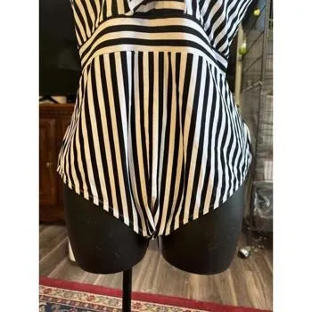 womens one piece swimsuit size 30D‎ - Image 3