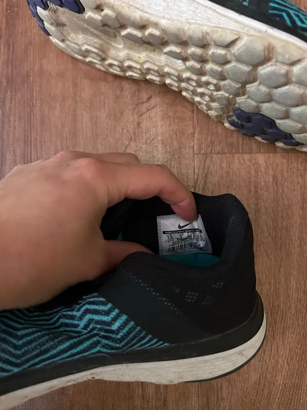 Nike running tennis shoes  - Image 6