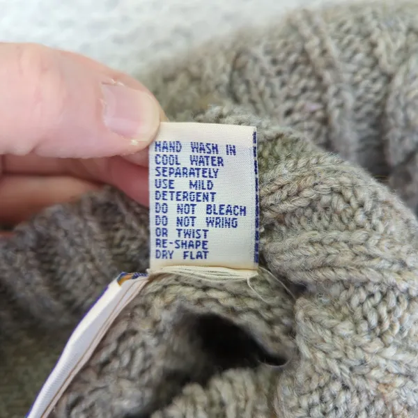 Vintage North Crest Cable Knit Mock Neck Sweater Womens Small Tan Acrylic‎ Wool - Image 7