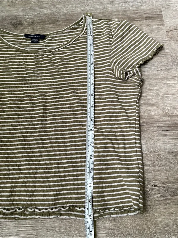 American Eagle | Green striped lettuce hem top size xs - Image 3