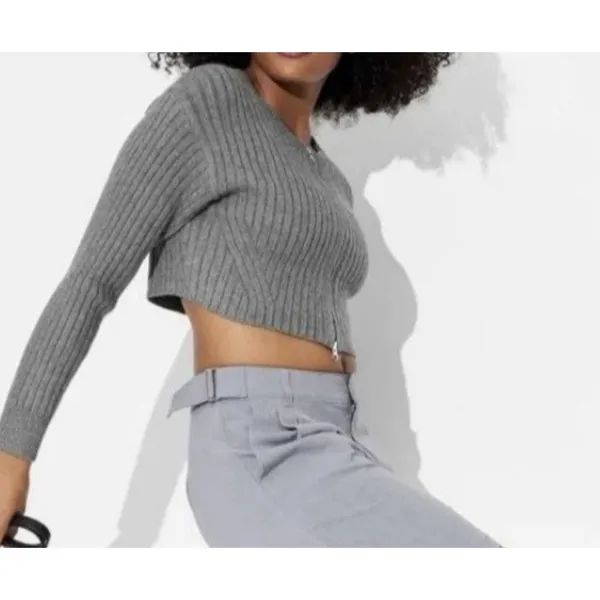 Wild Fable Rib Knit Zip Front Crop Sweater Gray Long Sleeve Women’s L NWT - Image 4