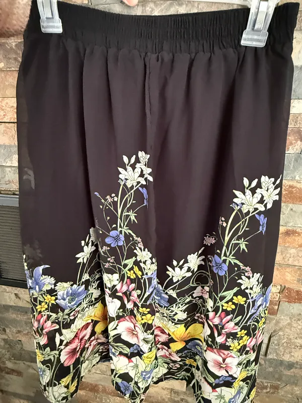 Floral Midi Skirt - Image 3