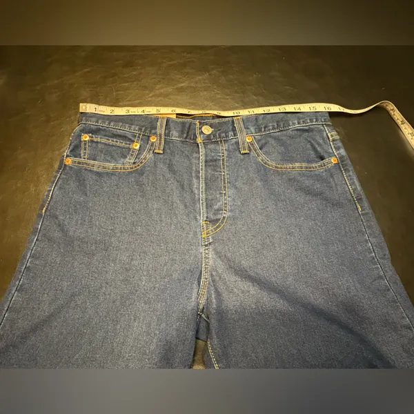 Levi's Women's Straight Wedgie Fit Jeans button fly in Dark Blue Wash NWT 31 - Image 10