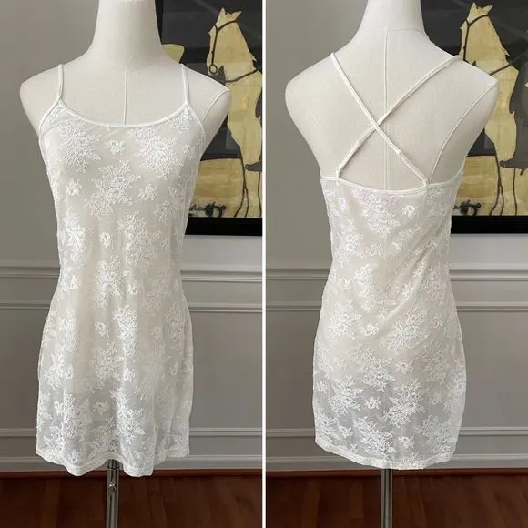 Victoria’s Secret Sheer Stretchy Lace Chemise S - Image 2