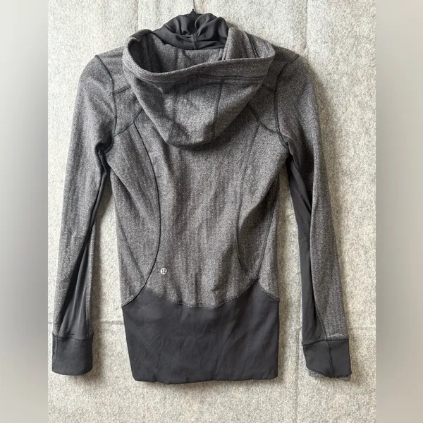 Lululemon Women Size‎ 6 Daily Practice Jacket full zip Hooded athletic jacket - Image 6