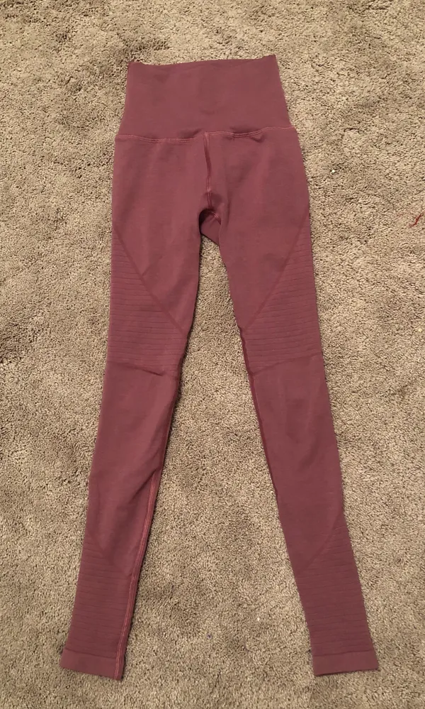 Alphalete leggings - Image 3