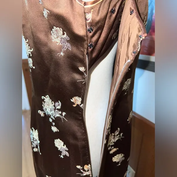Gorgeous Vintage Cheongsam Embroidered Gown! - Image 6
