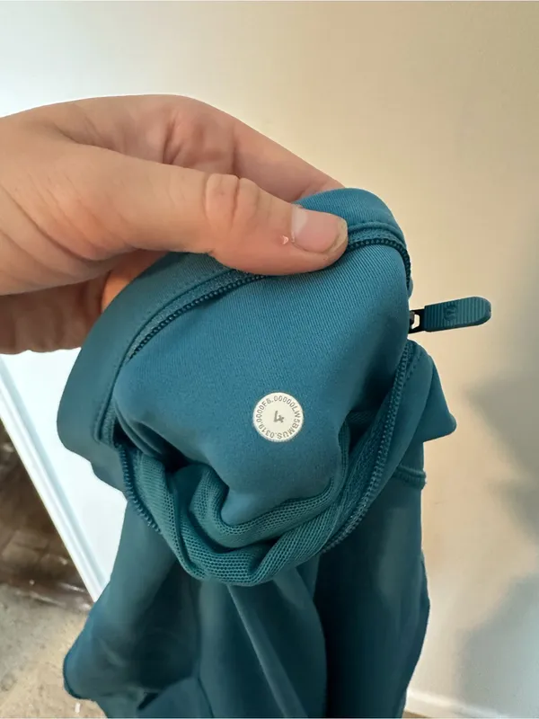 Lululemon Speed up Tight Bermuda Teal 4 - Image 7