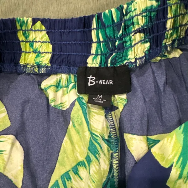 Green and blue banana leaf print pants Size M - Image 2
