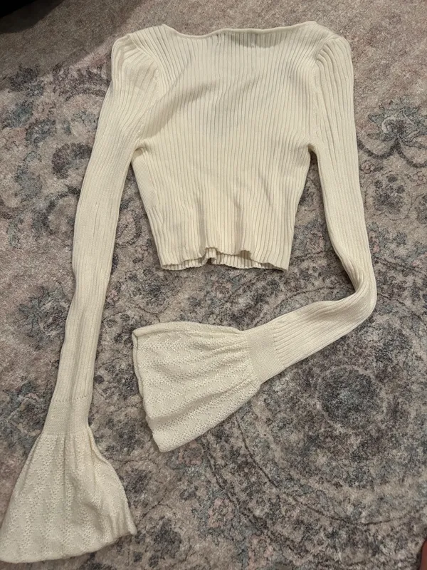 White Urban Outfitters Top - Image 3