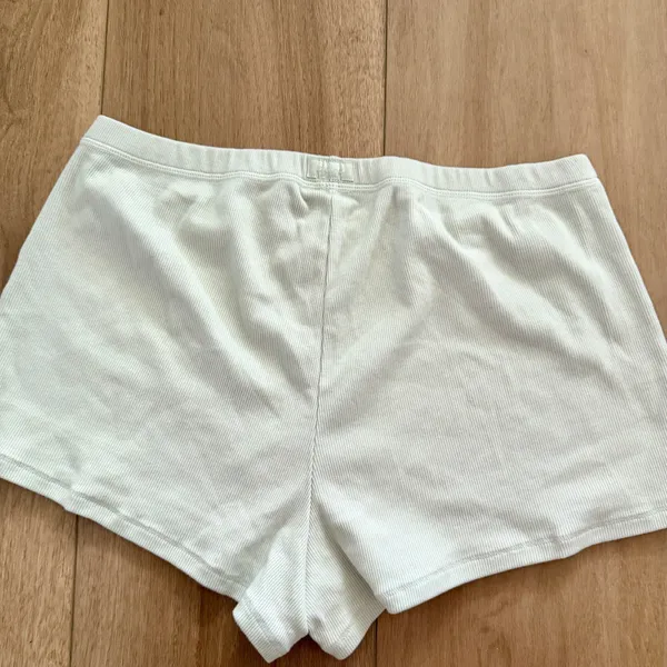 New Skims shorts - Image 3