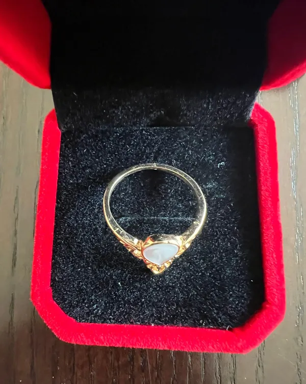 Gorgeous Stainless Steel Golden Stackable Ring Size 6 Gold - Image 3