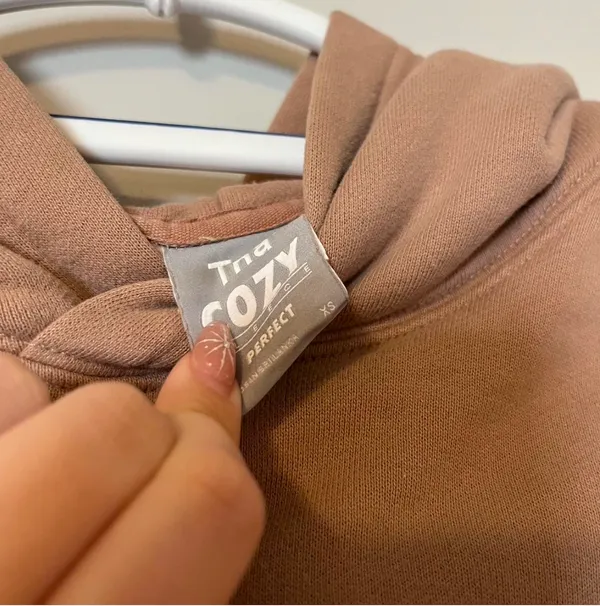 Aritzia TNA Perfect Hoodie - Image 2