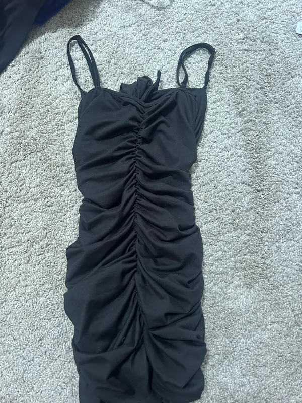 Amazon Black Homecoming Dress - Image 2