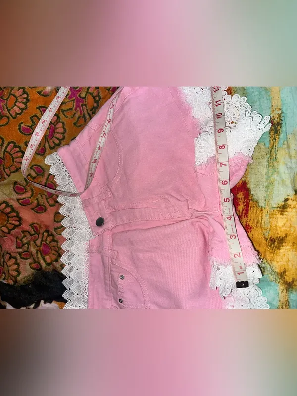 NWT Boho Pink + White Shorts Size M - Image 8