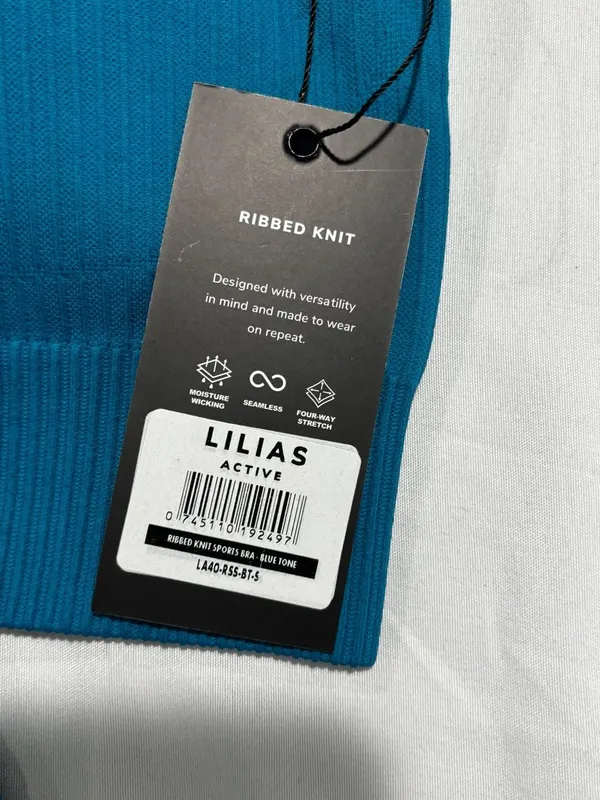Lilias Active Ribbed Knit Seamless Sports Bra and Bike Shorts Set - Image 4
