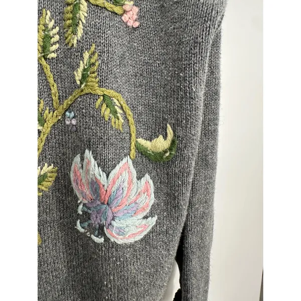 Vtg Tiara International Cardigan Women S Gray Floral Embroidered Grandma Cottage - Image 4
