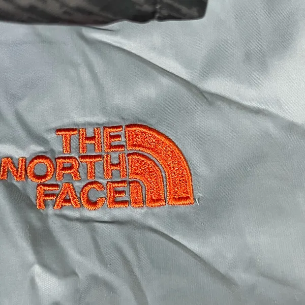 The North Face Reversible Primaloft Quilted Jacket Sz S‎ Gray W/Orange Accents - Image 3