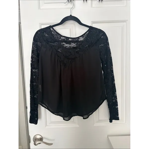 Lush Black Lace Yoke Long Sleeve Blouse - Image 4