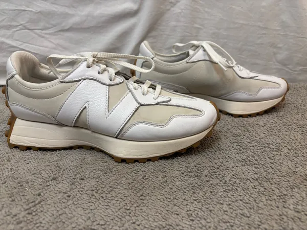 327 New Balance - Image 4