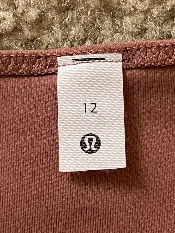 Lululemon Crop Tank High Neck - Image 3