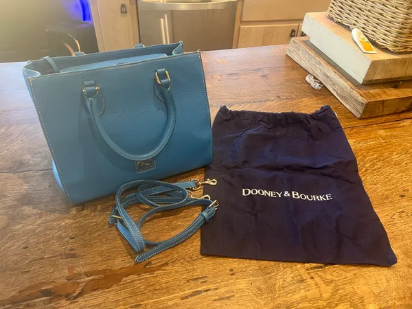 Dooney & Bourke Bag - Image 5