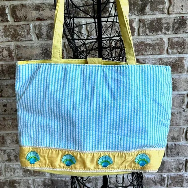 Quacker Factory Resort Blue White Seersucker Seashell Tote Bag Yellow Tr… - Image 2