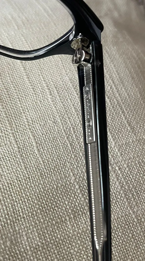 optical glasses in black NEW in case - Image 7