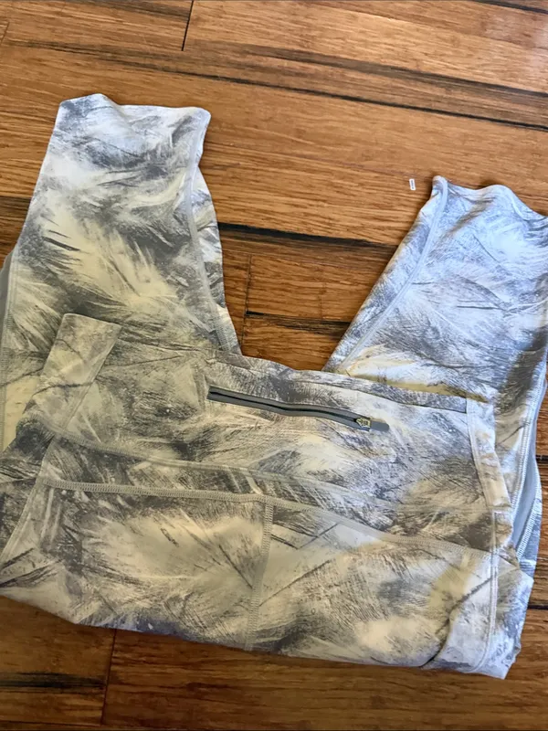 Lululemon cropped legging - Image 6