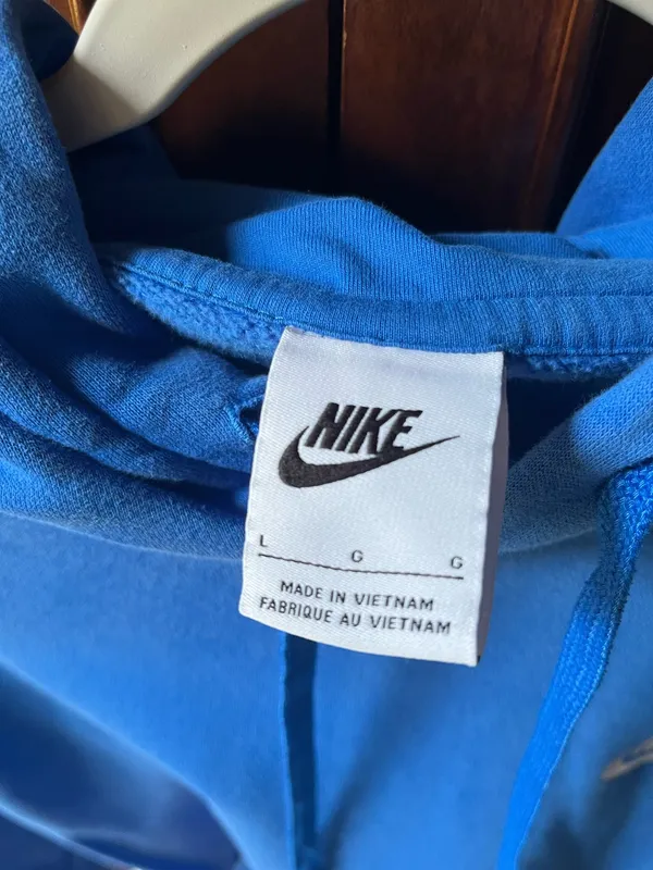 Nike Hoodie - Image 2