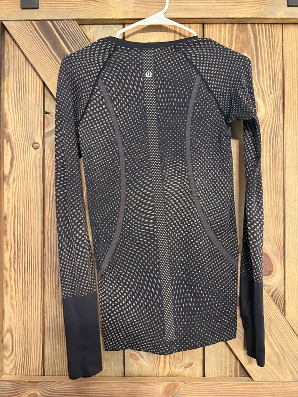 Lululemon Swiftly Long Sleeve  - Image 3