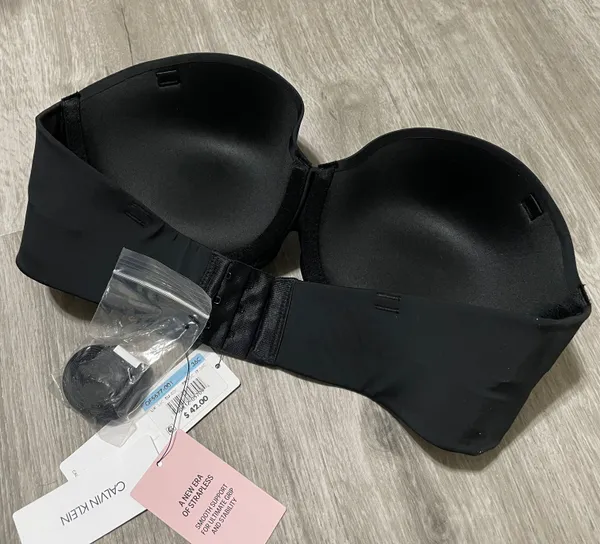Calvin Klein Black Strapless Push Up Bras. - Image 3