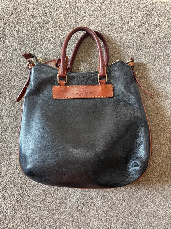 Vintage Dooney and Bourke Black Florentine Vacchetta Leather Bag - Image 2
