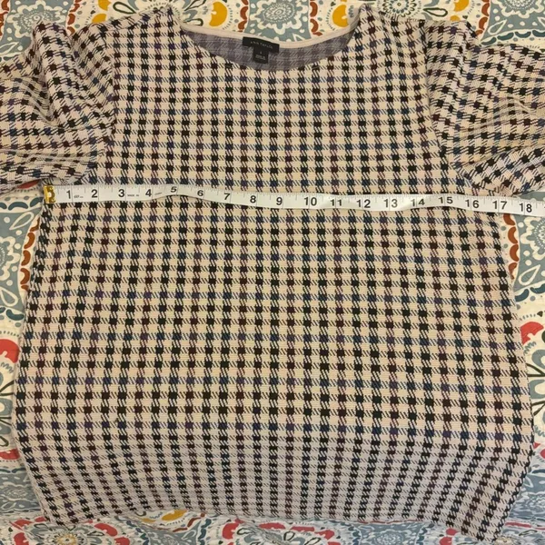 Ann Taylor Cream Checkered Blouse Size Small - Image 7