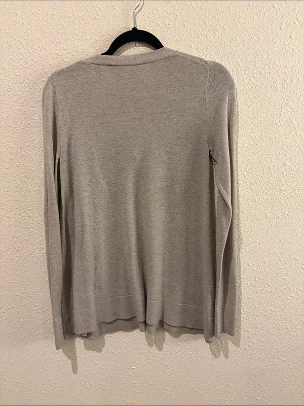 LOFT Light Gray V-Neck Sweater - Image 4